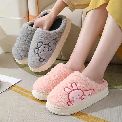 Collection image for: SLIPPERS &  HOME SHOES