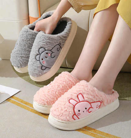 Collection image for: SLIPPERS &  HOME SHOES