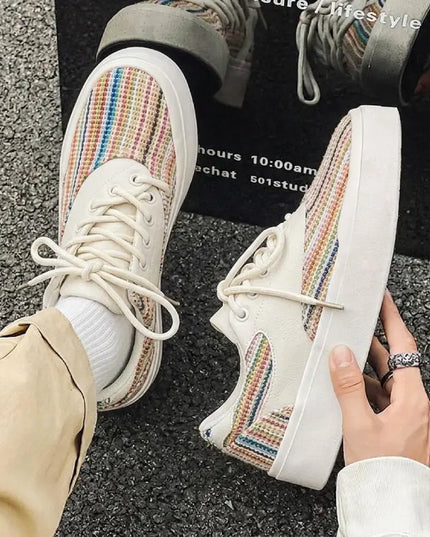 Solstice South Sneakers