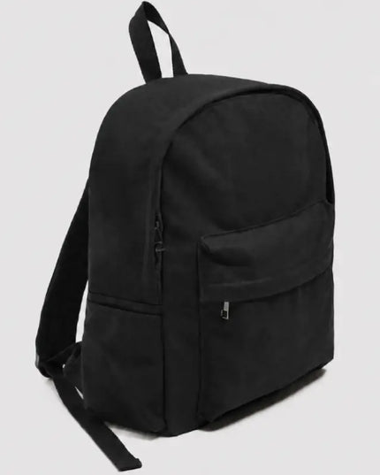 Smooth minimalist backpack