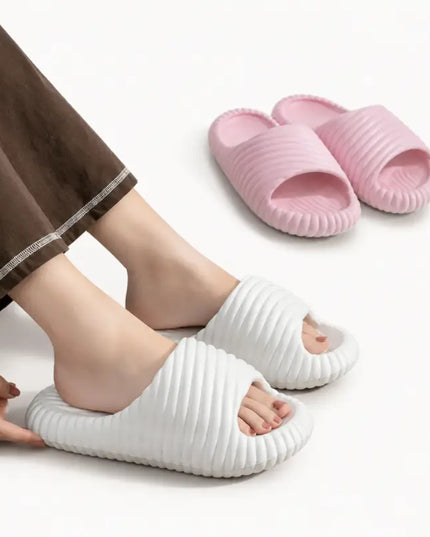 Fluffy basic Flip Flops