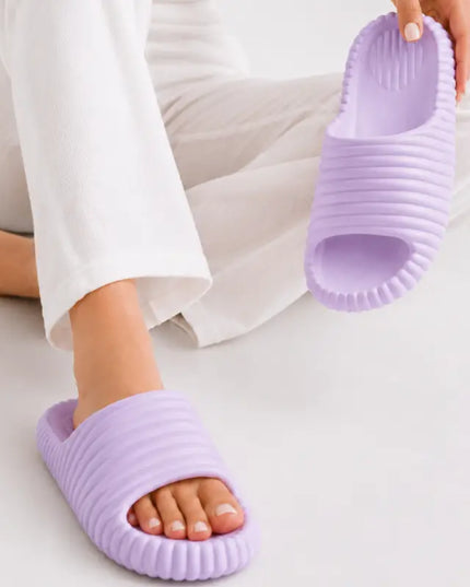 Fluffy basic Flip Flops