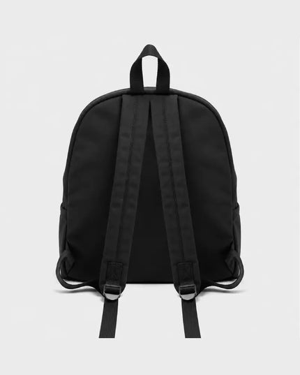 Smooth minimalist backpack