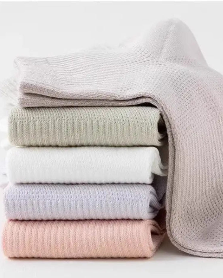 Weekend Vibes (8 Pairs)