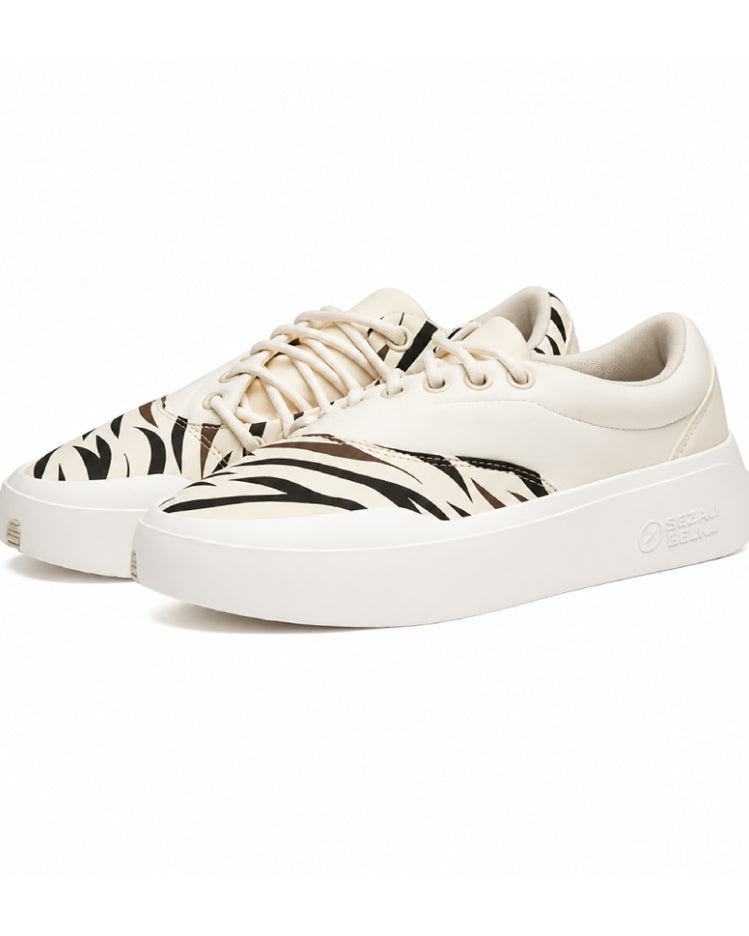 Kingdom North Sneakers