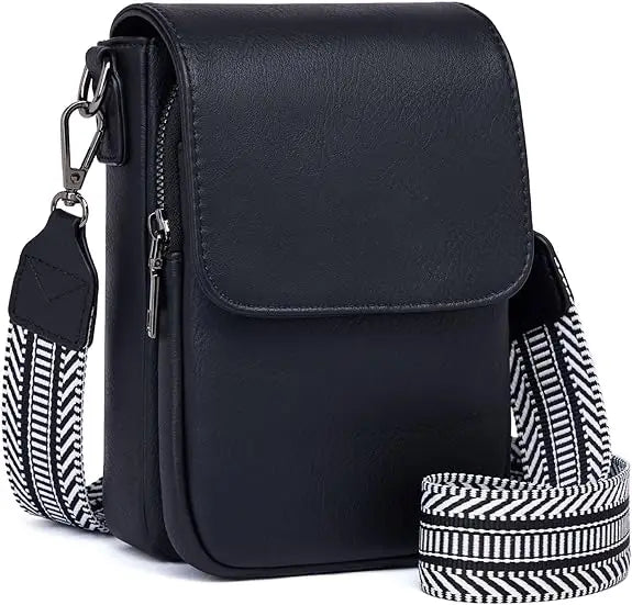 Nora Crossbody Wallet