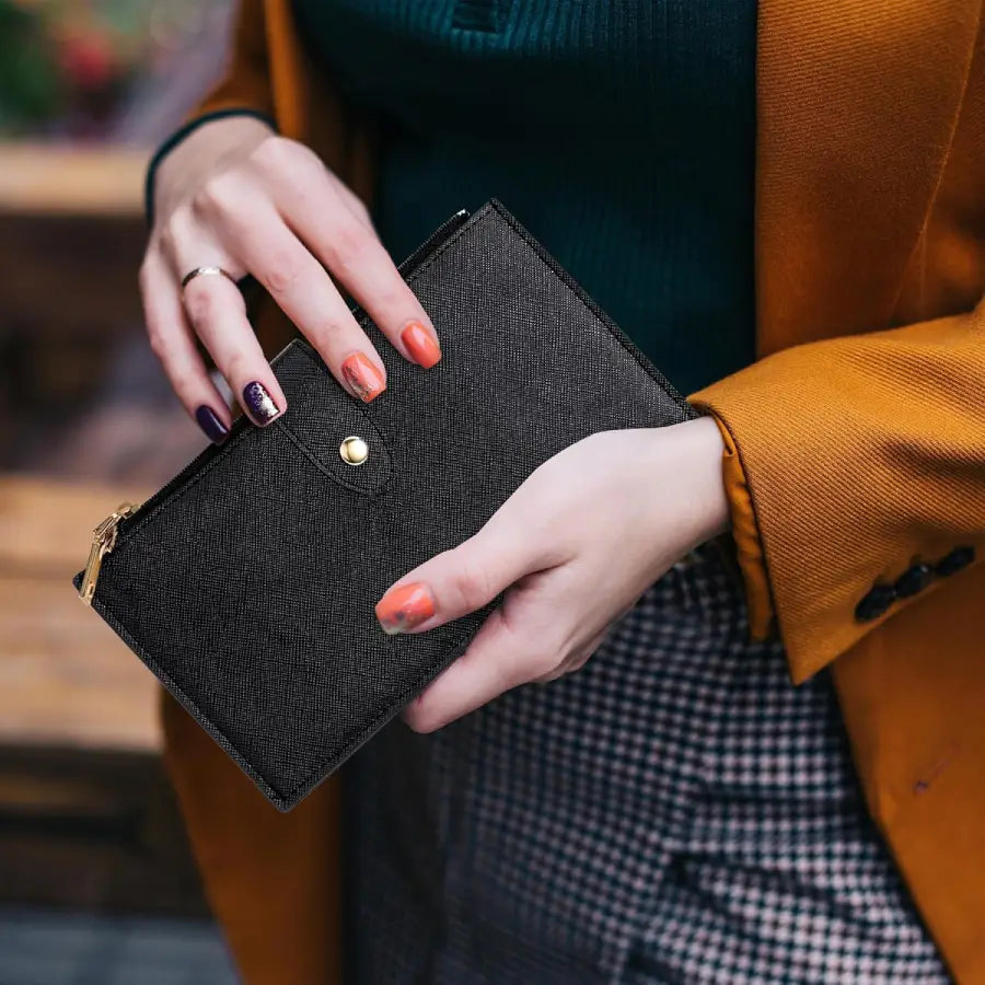 Black Loop Leather Wallet