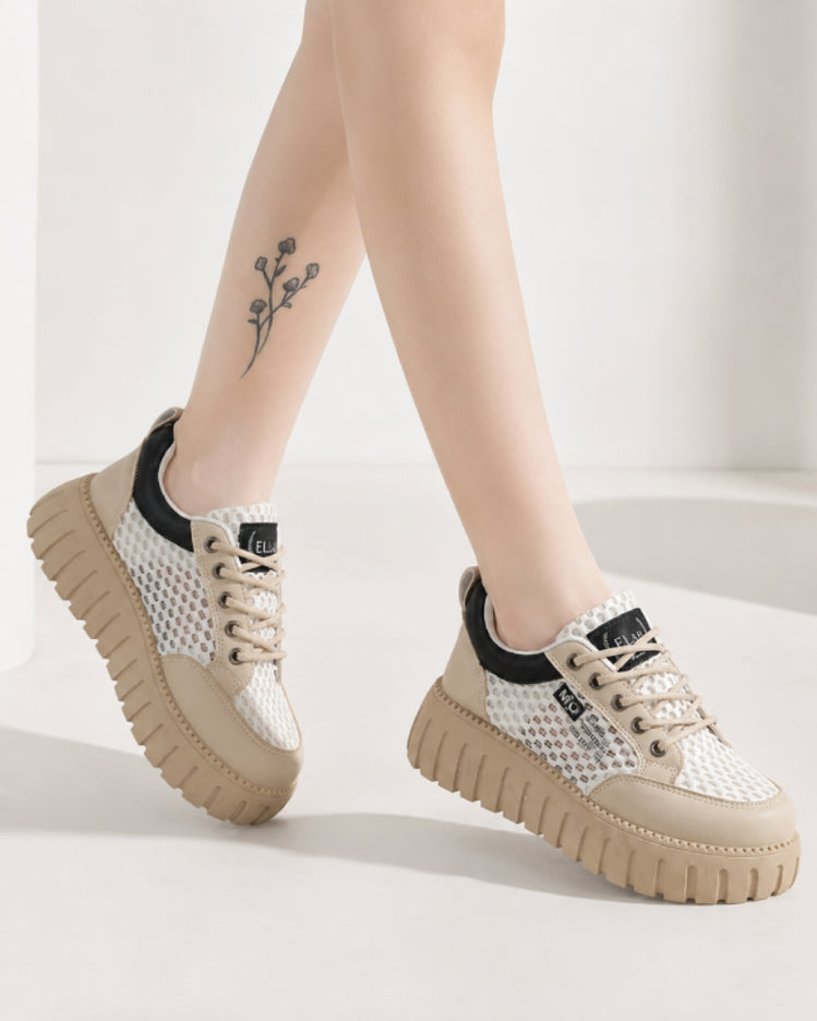 Street Ease Sneakers