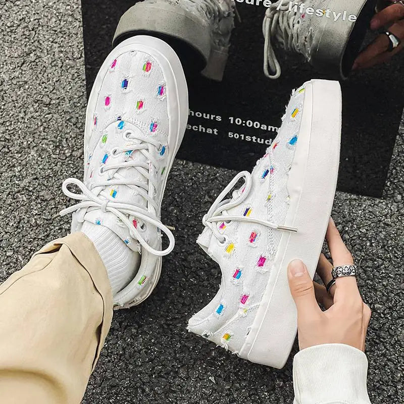 Solstice South Sneakers