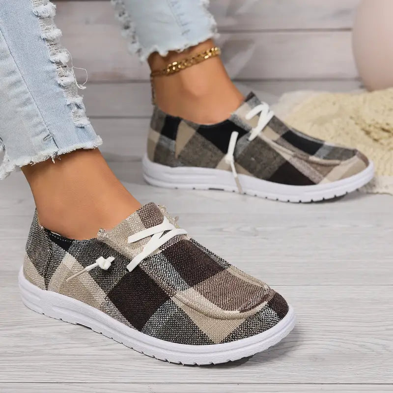 Café Luna Sneakers