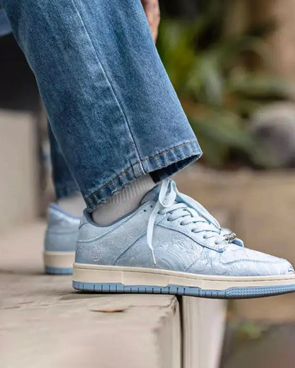 Oslo Crown Sneakers