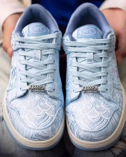 Oslo Crown Sneakers