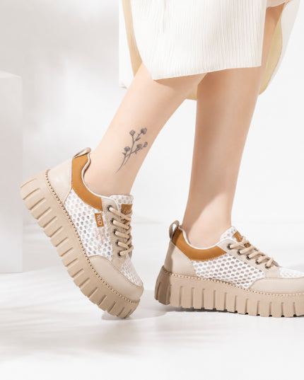 Street Ease Sneakers
