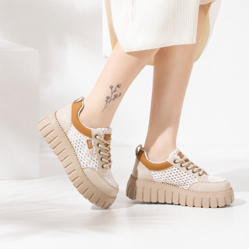 Street Ease Sneakers