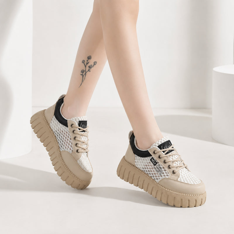 Street Ease Sneakers