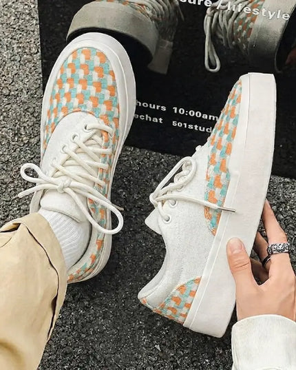 Solstice South Sneakers