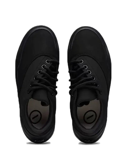 Kingdom North Sneakers