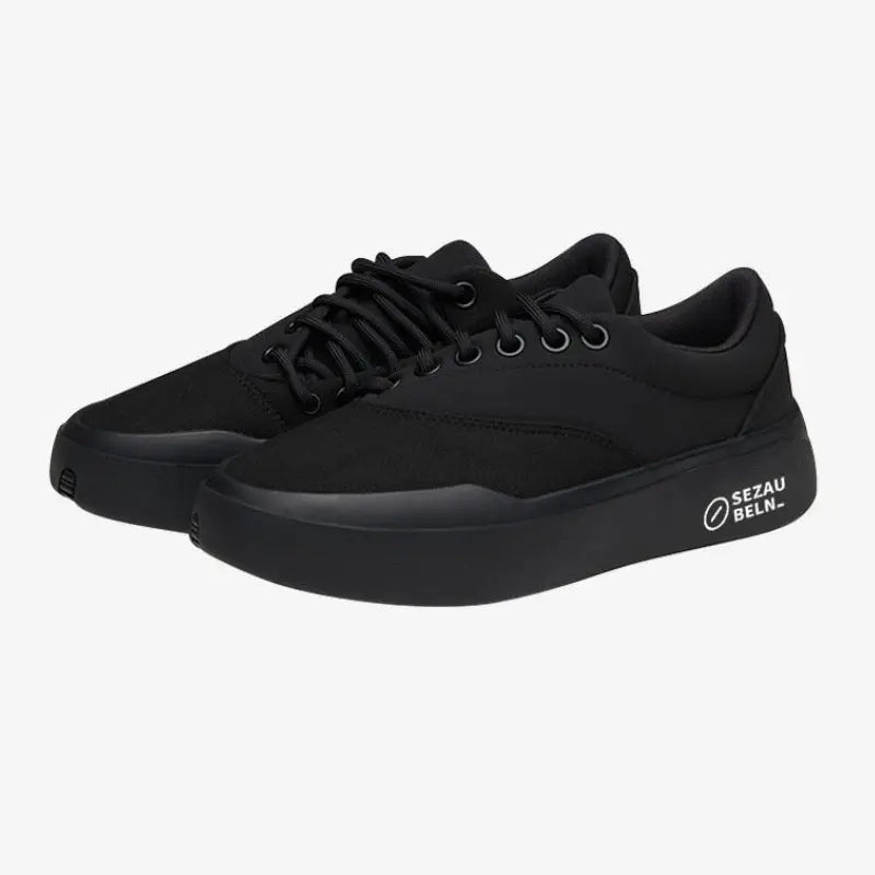 Kingdom North Sneakers