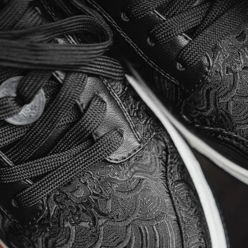 Oslo Crown Sneakers