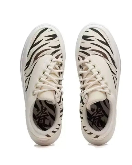 Kingdom North Sneakers